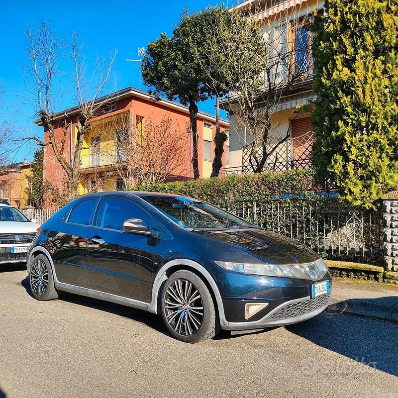 Usata Honda Civic 2009 Nero Berlina