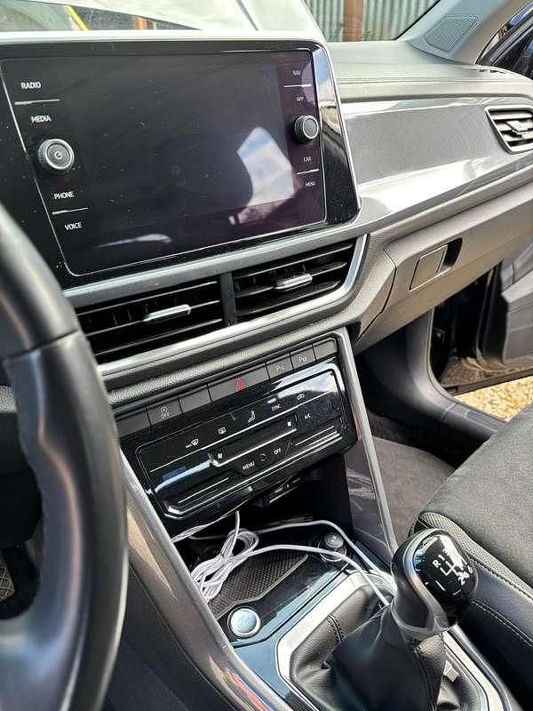 Usata VW T-Roc Style 110 CV (80 kW) 2023 Nero SUV