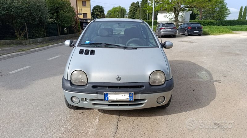 Usata 2001 Renault Twingo Due volumi | 1200 € - Immagine 1/4