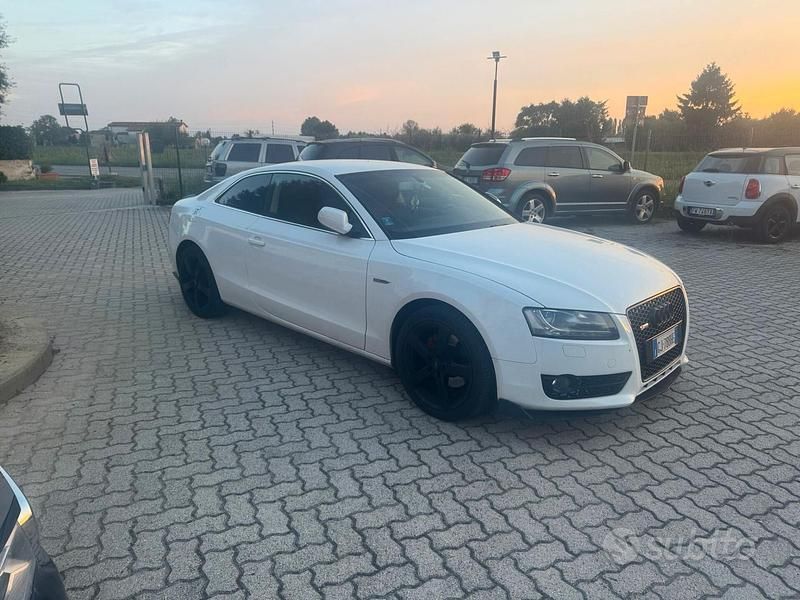 Usata Audi A5 Ambition 180 CV (132 kW) 2010 Bianco Coupé