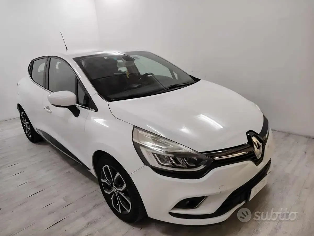 Usata Renault Clio IV 90 CV (66 kW) 2017 Bianco Berlina
