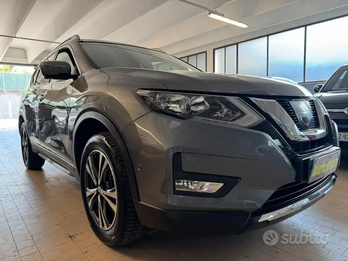 Usata Nissan X-Trail N-Connecta 131 CV (96 kW) 2018 Grigio SUV