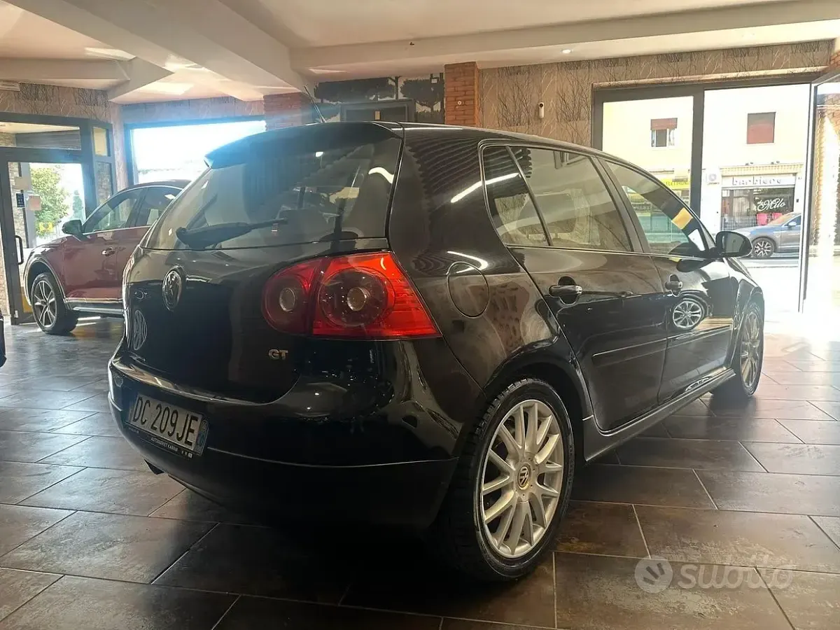 Usata VW Golf IV GT 170 CV (125 kW) 2006 Nero Berlina