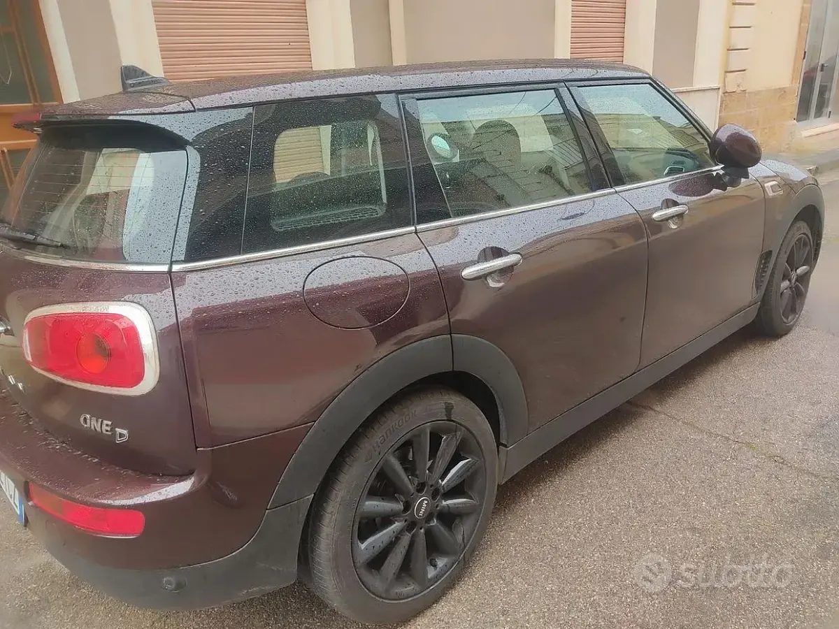 Usata Mini Clubman 116 CV (85 kW) 2016 Marrone Station wagon