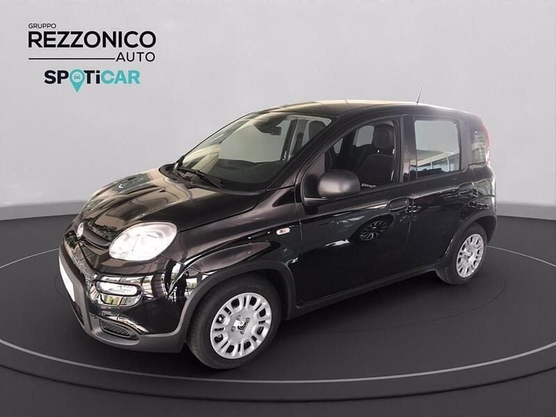 Nero Usata 2024 Fiat Panda Due volumi | 12.200 € (Buon prezzo) - Immagine 1/3