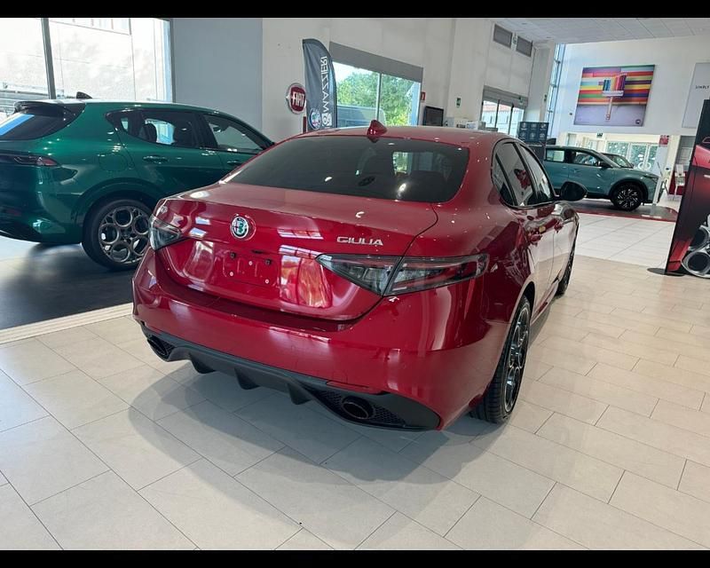 Usata Alfa Romeo Giulia Veloce 210 CV (154 kW) 2024 Rosso Berlina