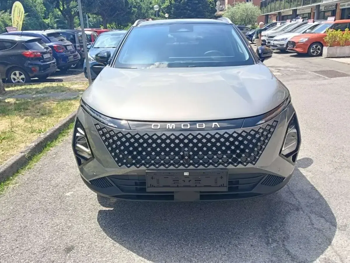 Nuova Omoda 5 143 CV (105 kW) 2026 Grigio SUV