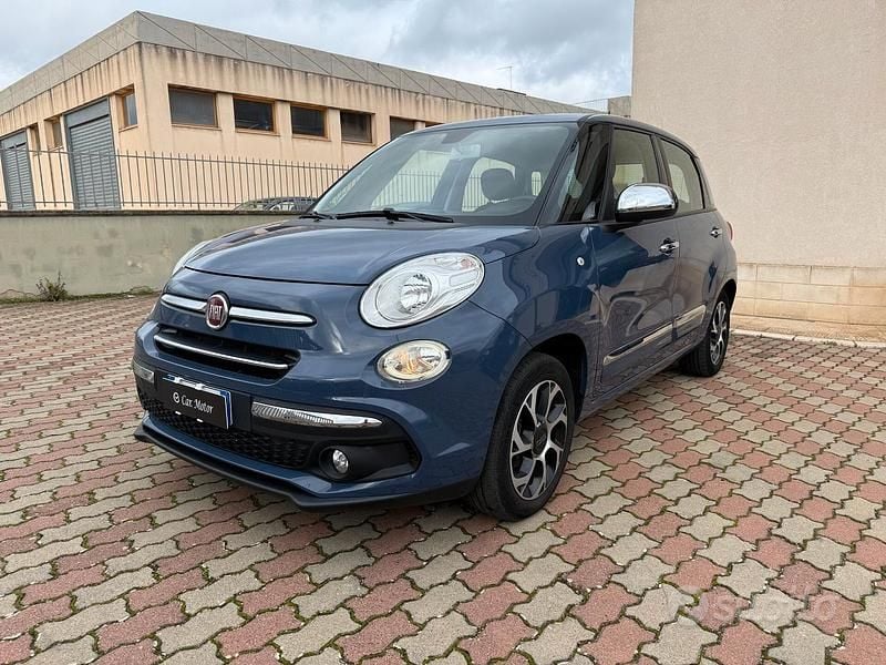 Blu Usata 2018 Fiat 500L Mirror Monovolume | 11.500 € (Buon prezzo) - Immagine 1/4