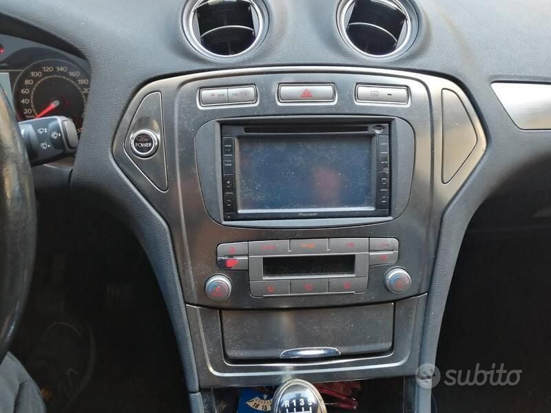 Usata Ford Mondeo 140 CV (102 kW) 2009 Grigio Station wagon