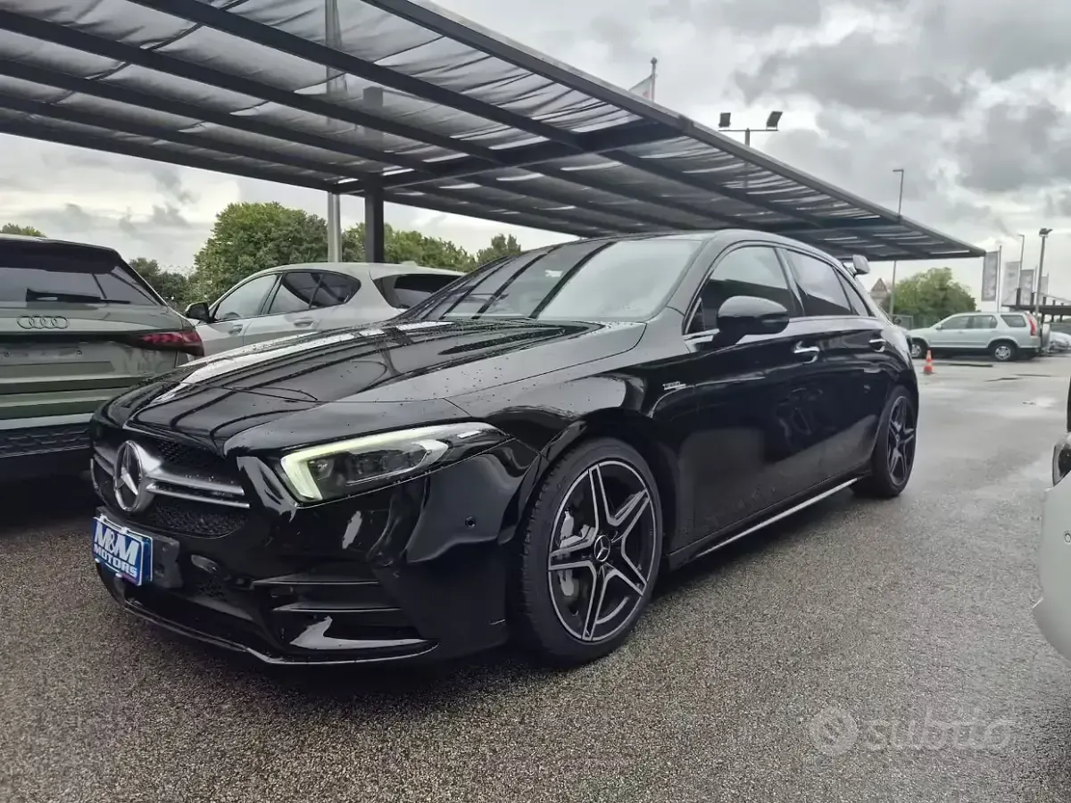 Begagnad Mercedes A35 AMG AMG 306 HK (225 kW) 2019 Svart Sedan