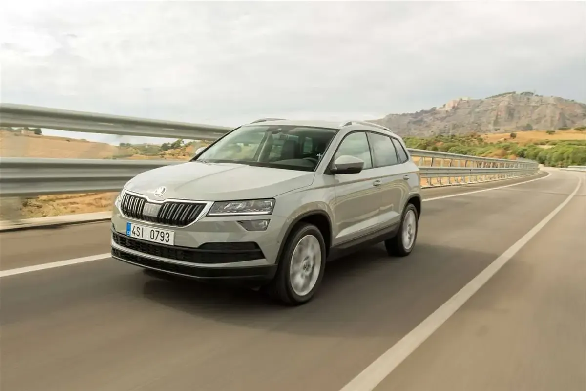 Usata Skoda Karoq 150 CV (110 kW) 2020 Argento SUV