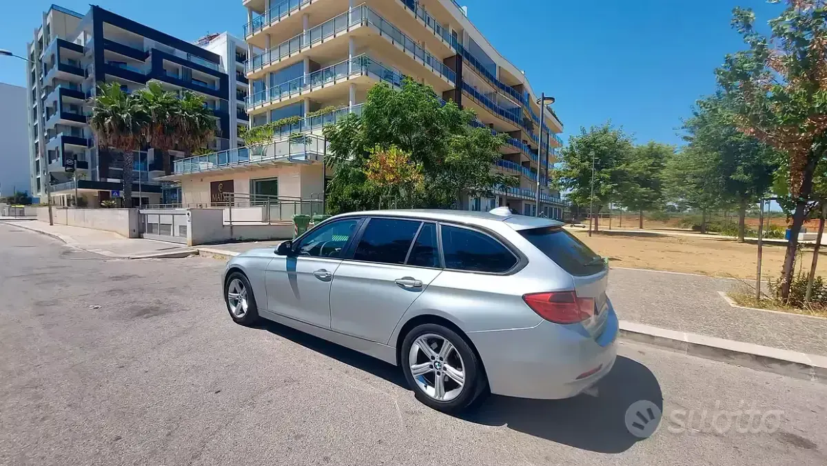 Usata BMW 318 143 CV (105 kW) 2014 Grigio Station wagon