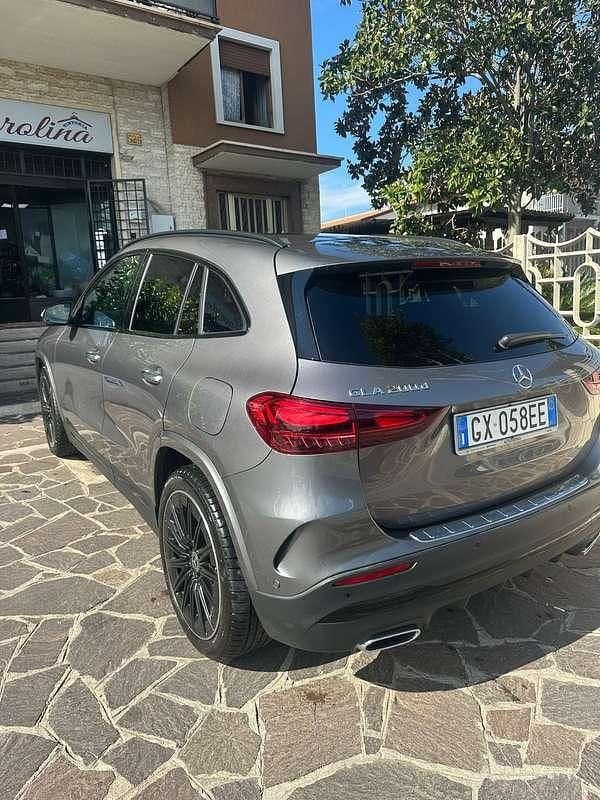 Usata Mercedes GLA200 Advanced Plus 150 CV (110 kW) 2024 SUV