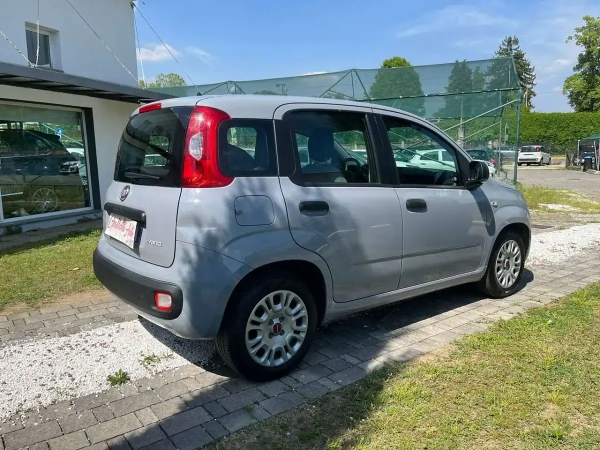 Usata Fiat Panda S 69 CV (50 kW) 2022 Grigio cemento Utilitaria