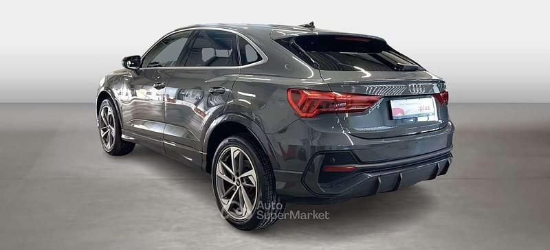 Usata Audi Q3 Sportback Ambiente 150 CV (110 kW) 2021 Grigio SUV