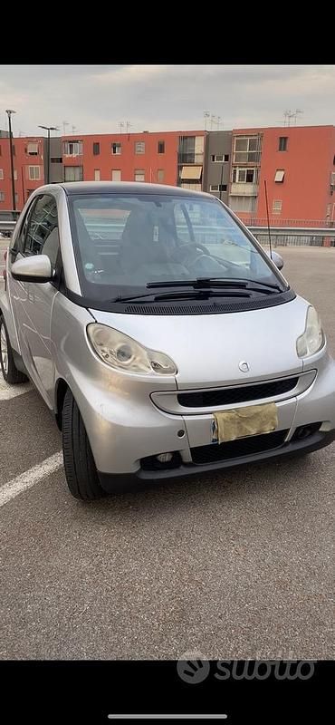 Usata 2008 Smart ForTwo Coupé Utilitaria | 3800 € - Immagine 1/4