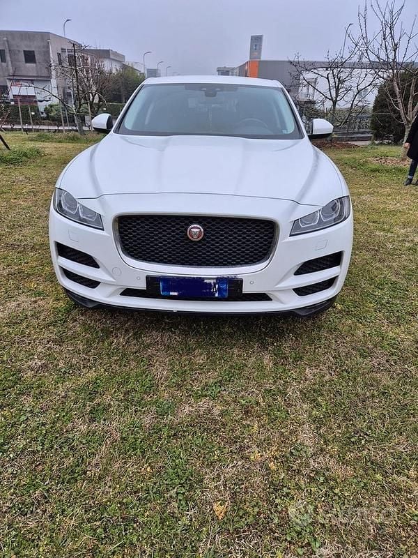 Usata Jaguar F-Pace Prestige 180 CV (132 kW) 2016 SUV