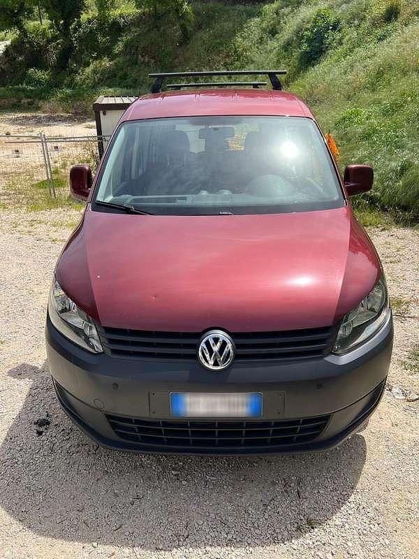Usata VW Caddy 109 CV (80 kW) 2012 Rosso Monovolume