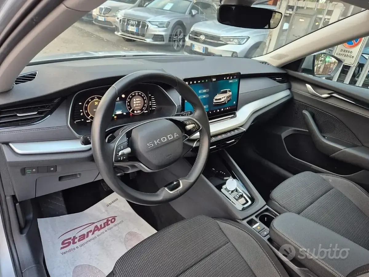 Usata Skoda Octavia Selection 150 CV (110 kW) 2024 Grigio Station wagon