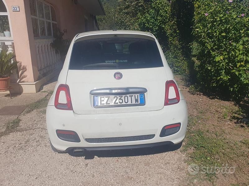 Bianco Usata 2015 Fiat 500S S Due volumi | 7000 € (Buon prezzo) - Immagine 1/4