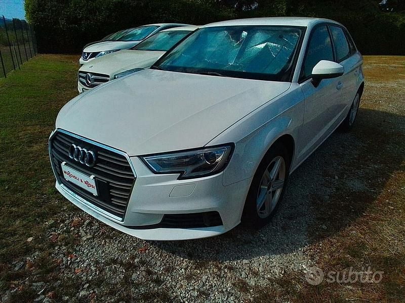 Usata Audi A3 Business 150 CV (110 kW) 2020 Bianco Berlina