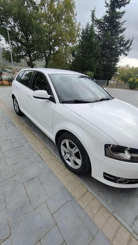 Usata 2010 Audi A3 Young Tre volumi | 5000 € (Ottimo prezzo) - Immagine 1/4