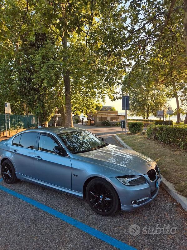 Usata 2011 BMW 320 Tre volumi | 6000 € (Buon prezzo) - Immagine 1/3