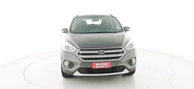 Usata Ford Kuga Titanium 120 CV (88 kW) 2019 Grigio scuro metallizzato SUV