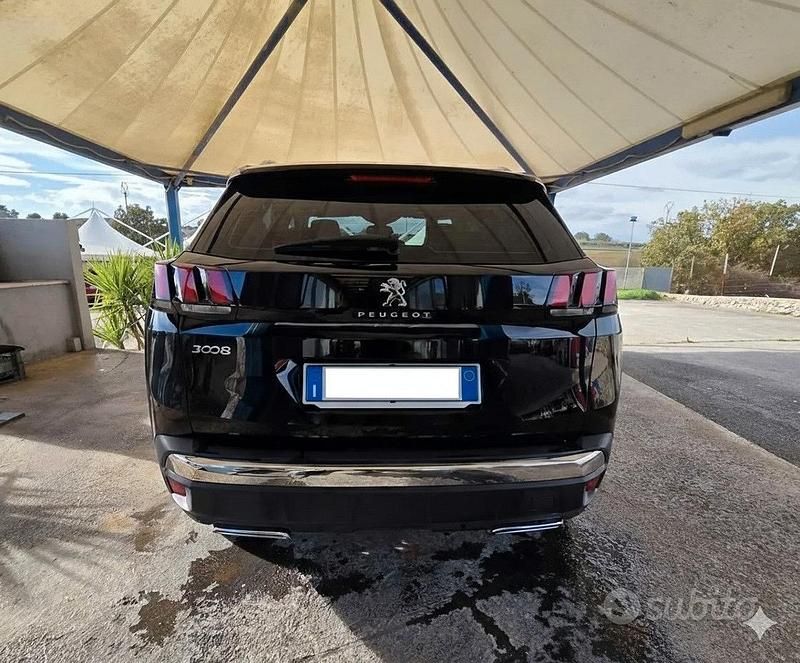 Usata Peugeot 3008 130 CV (95 kW) 2018 Nero SUV