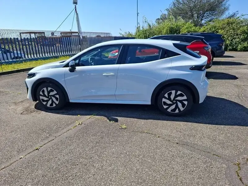 Nuova Renault Clio 160 CV (117 kW) 2026 Verde Utilitaria