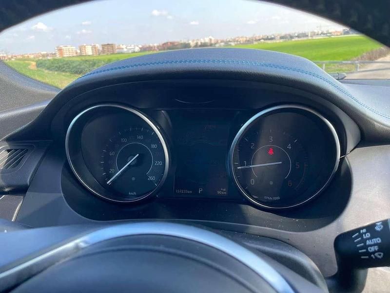 Usata Jaguar E-Pace R 150 CV (110 kW) 2018 Blu/azzurro SUV