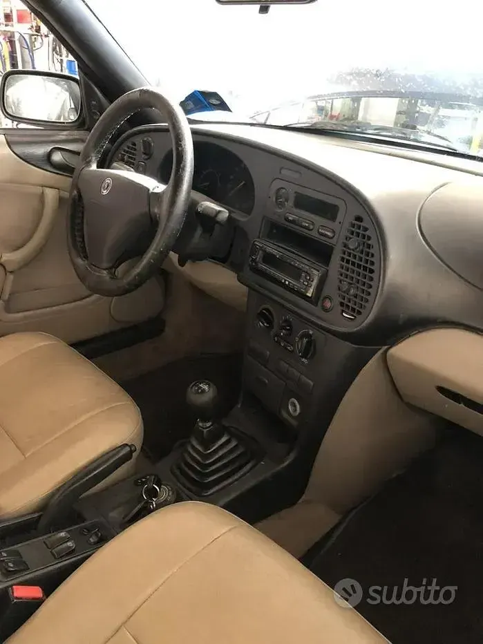 Usata Saab 900 Cabriolet 131 CV (96 kW) 1996 Blu Cabrio