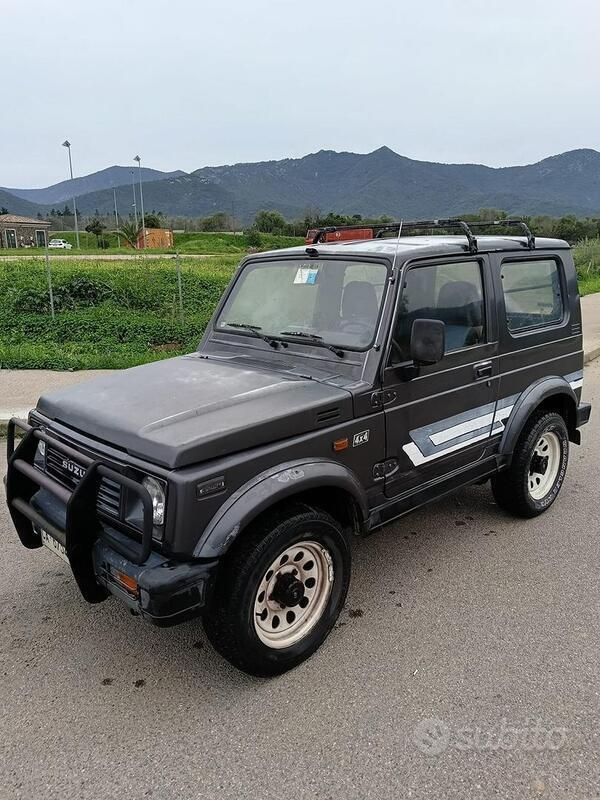 Grigio Usata 1991 Suzuki Samurai SUV | 4500 € - Immagine 1/4