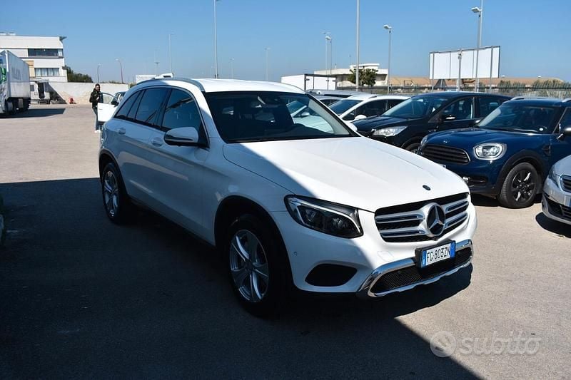 Usata Mercedes GLC220 Premium 170 CV (125 kW) 2017 Bianco SUV