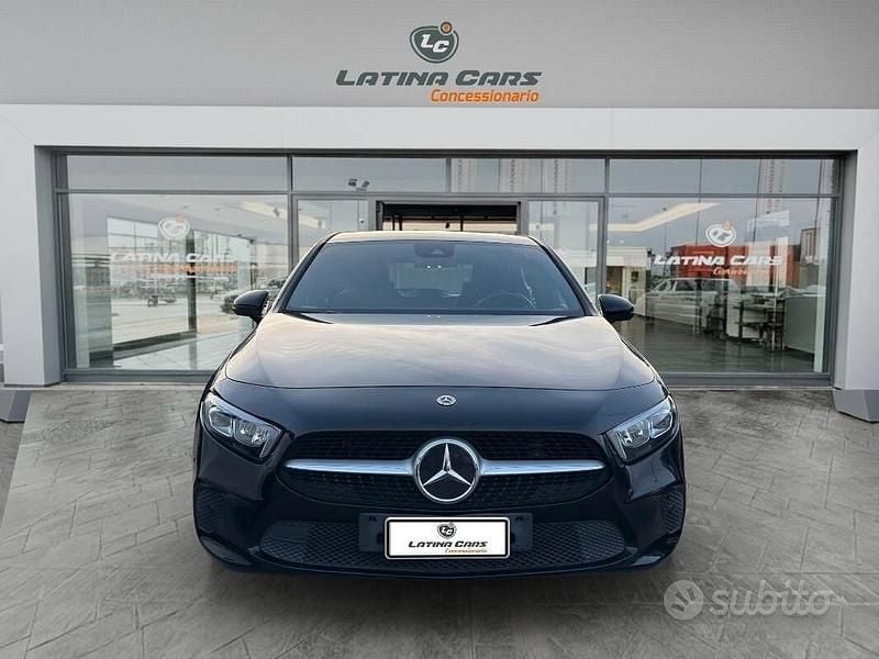 Usata Mercedes A180 Business 116 CV (85 kW) 2021 Nero Berlina