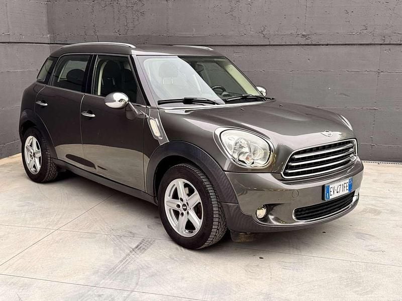 Usata Mini One Countryman 98 CV (72 kW) 2014 Grigio SUV