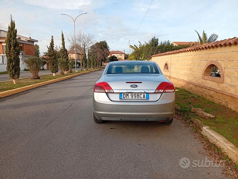 Usata Ford Focus Cabriolet 136 CV (100 kW) 2007 Grigio Cabrio