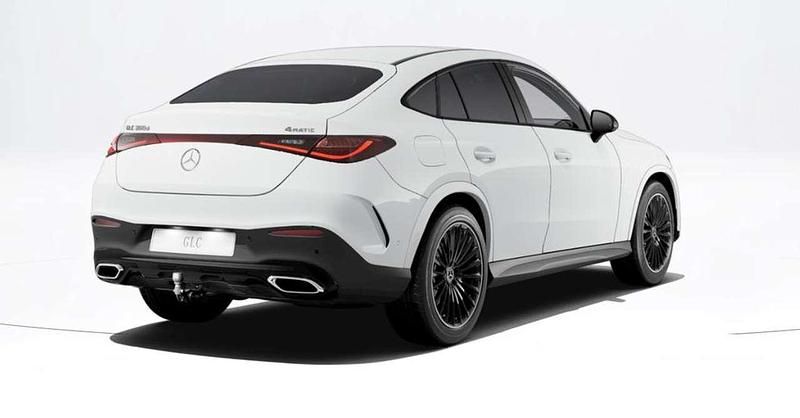 Nuova Mercedes GLC300 Advanced 269 CV (197 kW) 2026 Bianco polare SUV