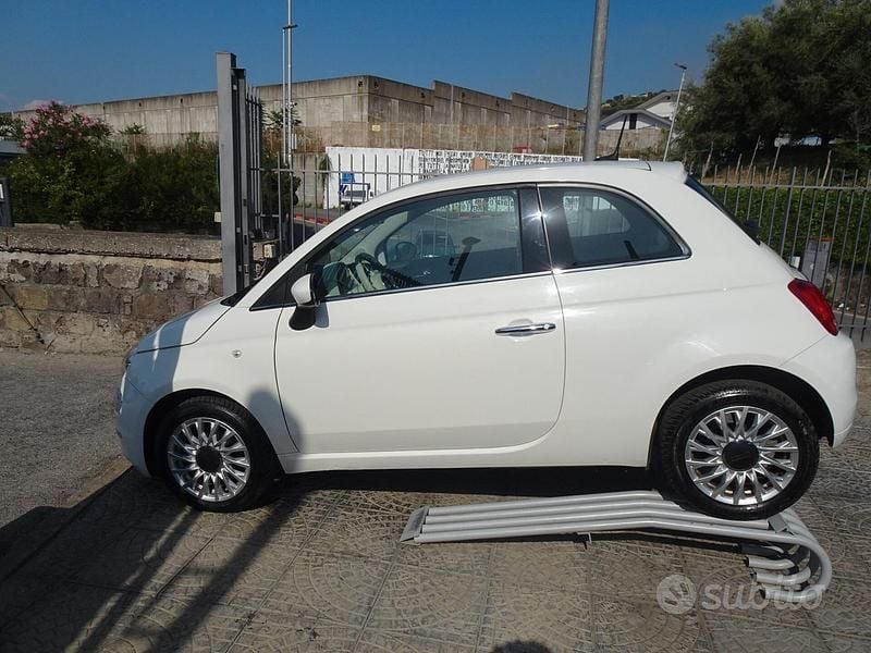 Usata Fiat 500 Lounge 69 CV (50 kW) 2019 Bianco Berlina
