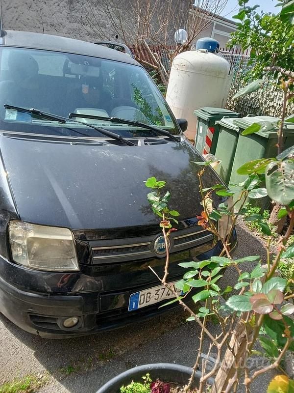 Usata Fiat Panda 70 CV (51 kW) 2006 Nero Utilitaria
