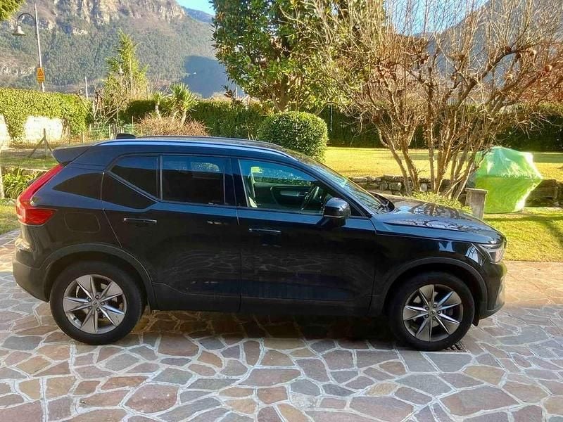 Usata Volvo XC40 Core 163 CV (119 kW) 2022 Nero SUV