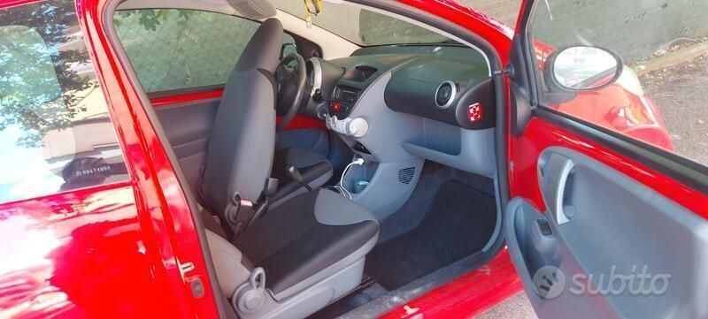 Usata Citroën C1 68 CV (50 kW) 2011 Rosso Utilitaria