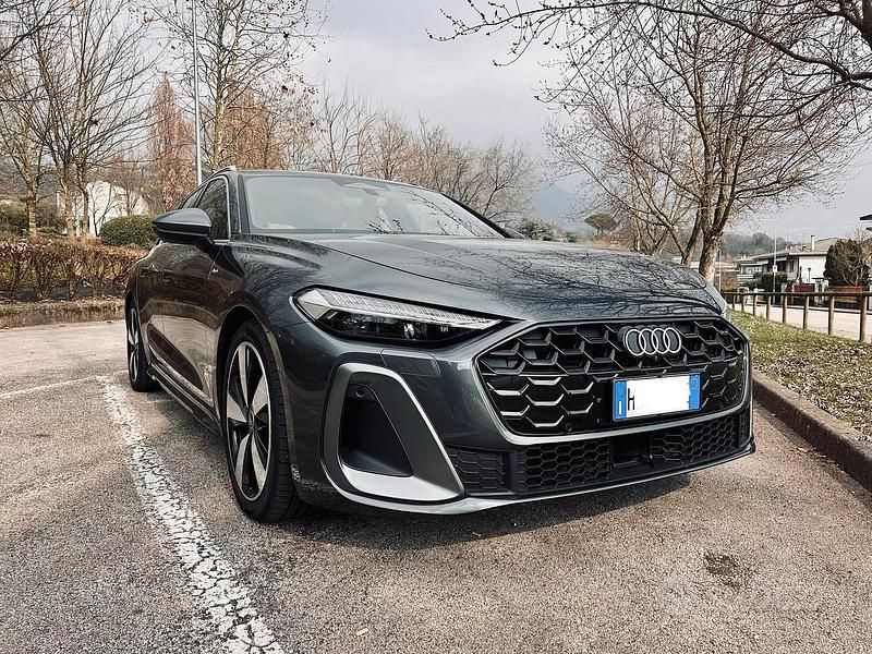 Usata Audi A5 S-Line 204 CV (150 kW) 2025 Grigio Station wagon