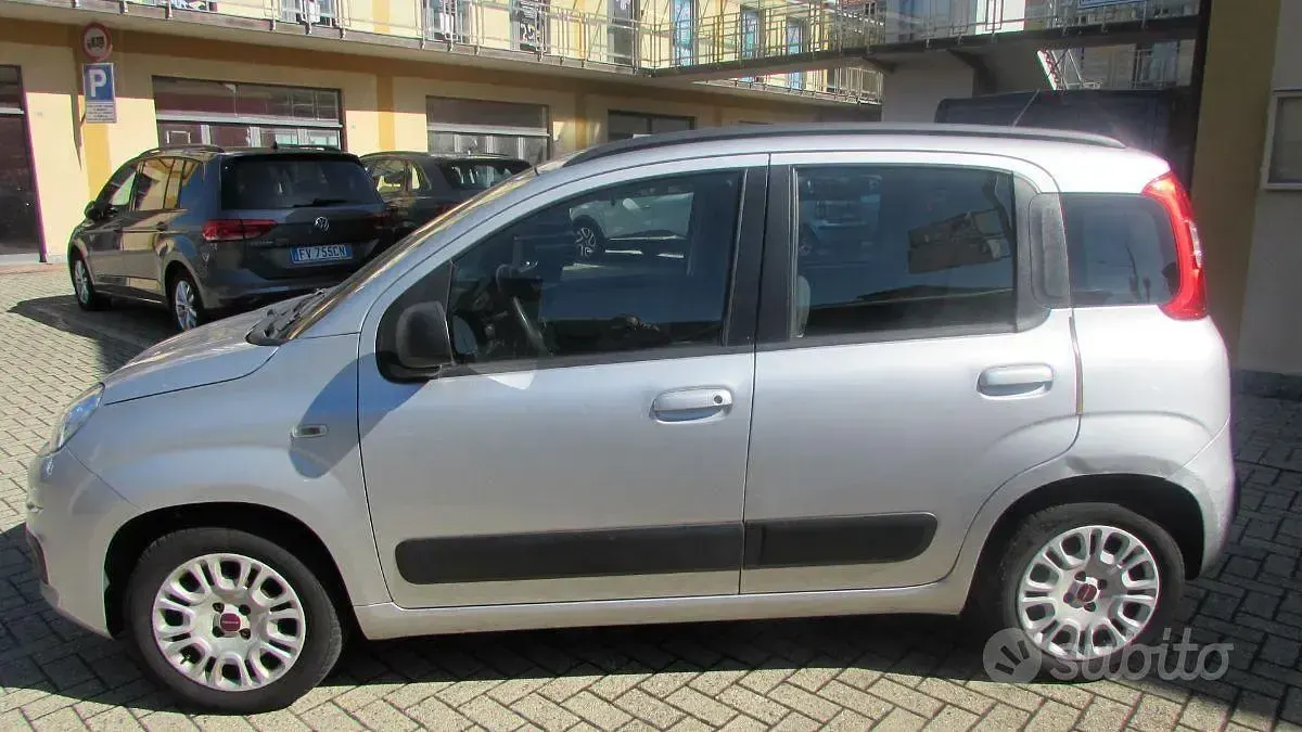Usata Fiat Panda Pop 69 CV (50 kW) 2013 Argento Utilitaria