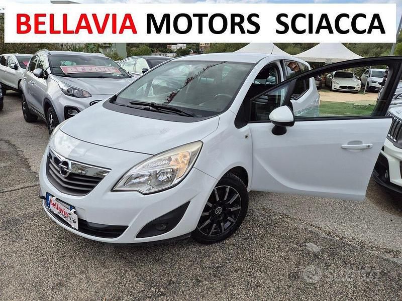 Bianco Usata 2012 Opel Meriva Cosmo Monovolume | 4800 € (Cara) - Immagine 1/4