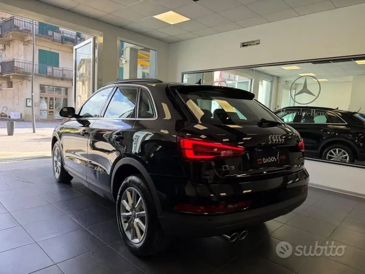 Usata Audi Q3 Sport 150 CV (110 kW) 2016 Nero SUV