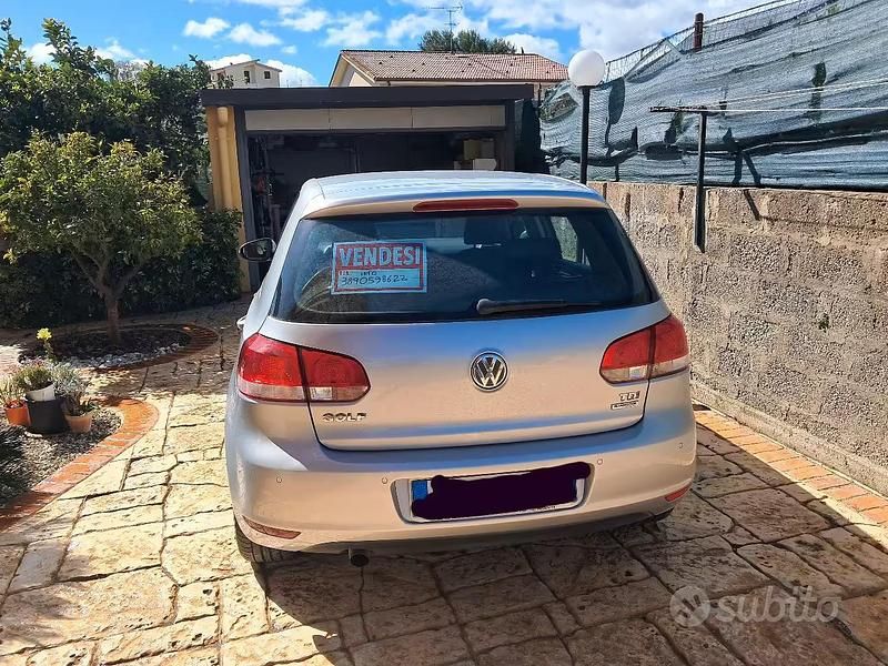 Usata VW Golf VII 105 CV (77 kW) 2012 Grigio Berlina