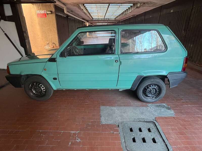 Usato 2003 Fiat Panda 1.1 Benzin 54 CV (2.100 €)