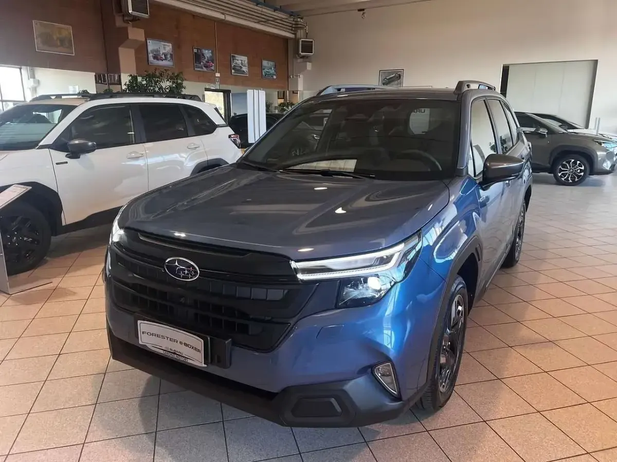 Nuova Subaru Forester Style 136 CV (100 kW) 2025 Blu SUV