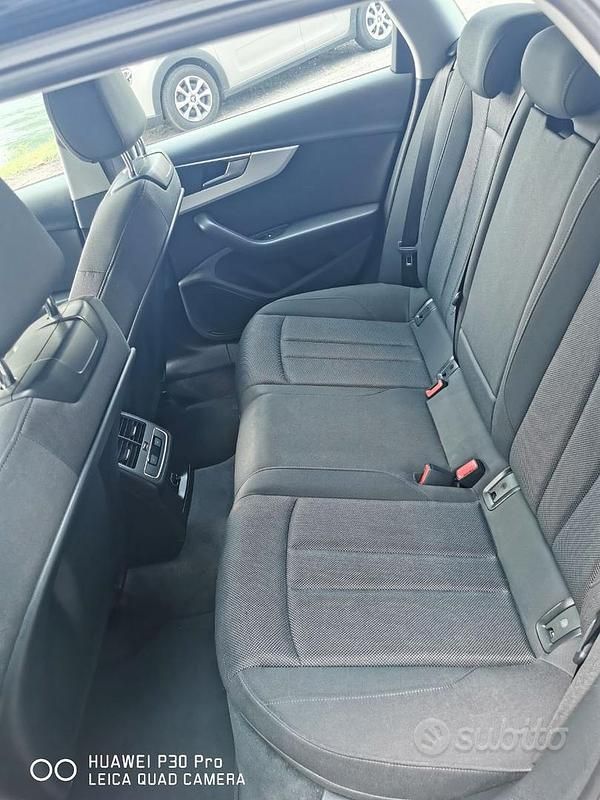 Usata Audi A4 150 CV (110 kW) 2018 Nero Station wagon